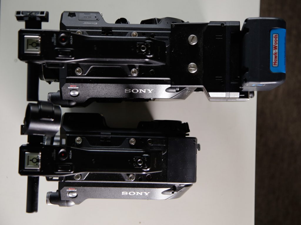 Sony FS7 with and without the extension unit and V-mount battery